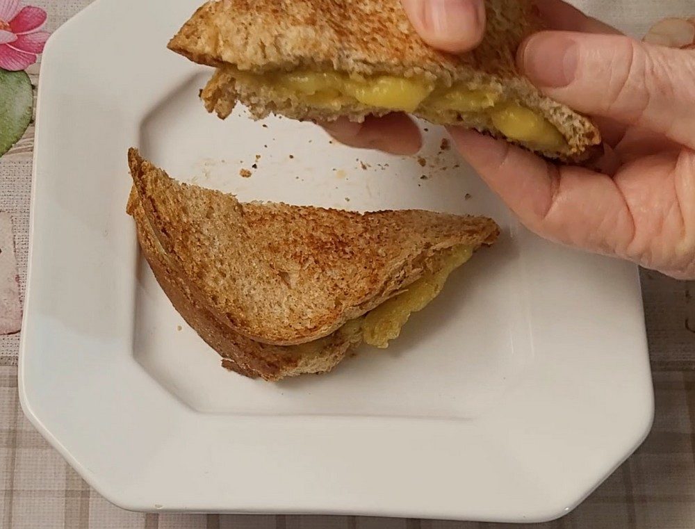 queijo vegano de mandioca que derrete e gratina